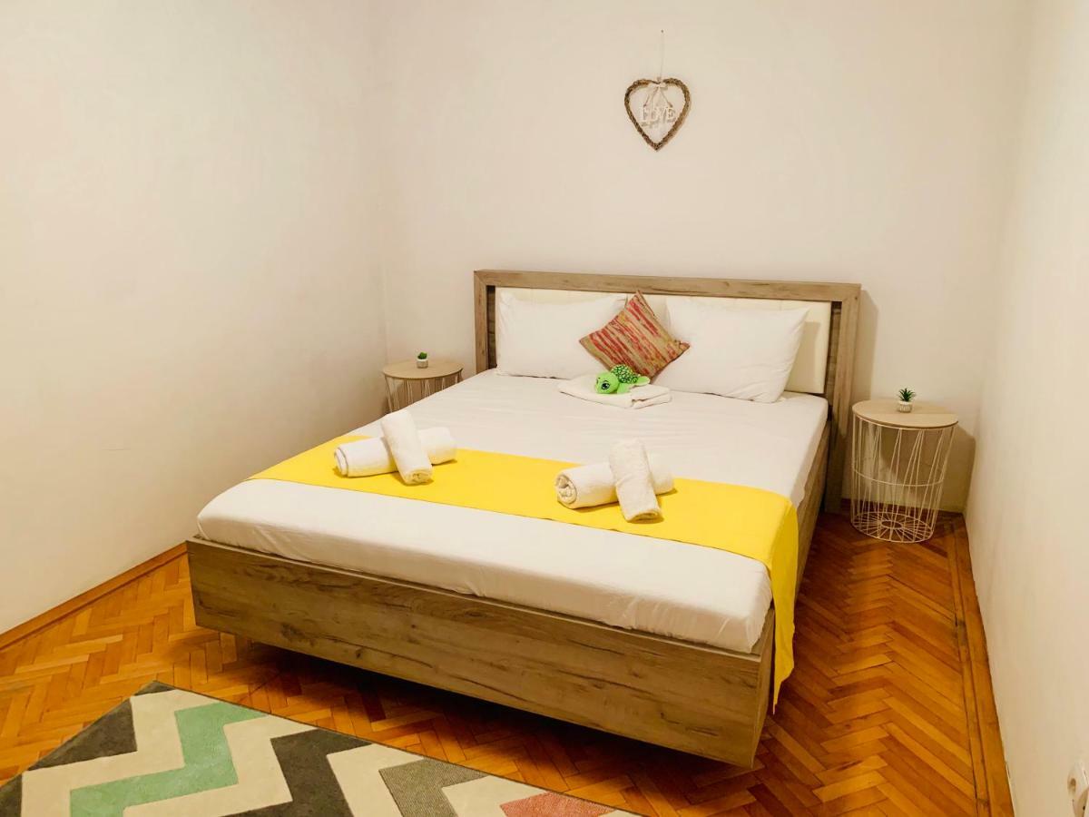Ultracentral Apartment With All You Need: Wifi, Tv, Ac, Washer, Coffe Тімішоара Екстер'єр фото