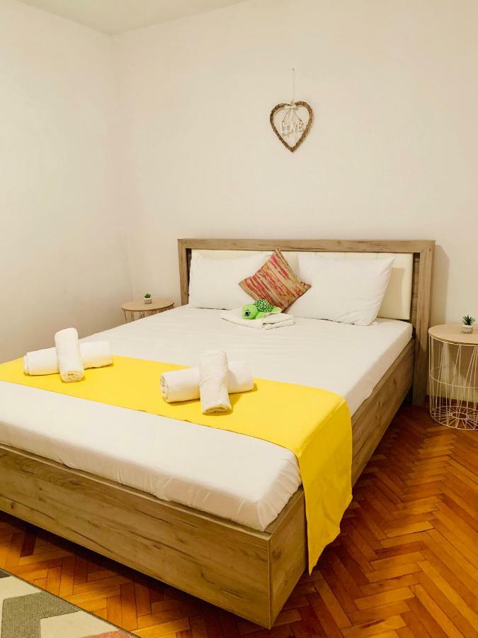 Ultracentral Apartment With All You Need: Wifi, Tv, Ac, Washer, Coffe Тімішоара Екстер'єр фото